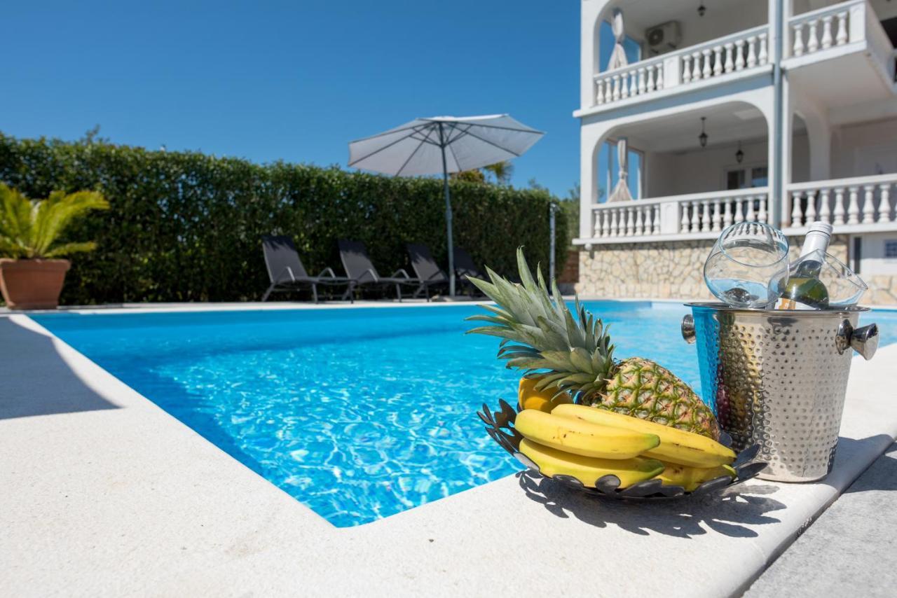 Natura With Private Pool Apartment Zadar